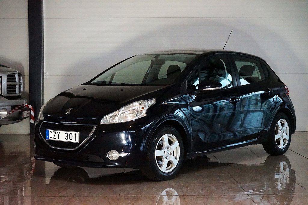 Peugeot 208 5-dörrar 1.2 VTi Navi Glastak 