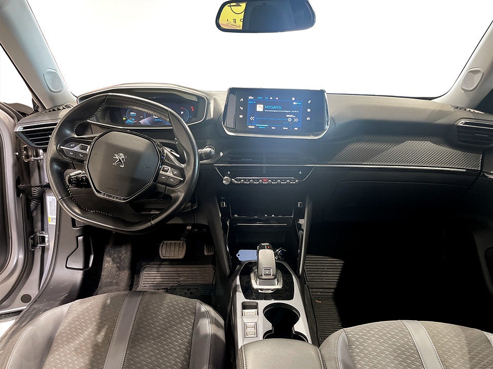 Bild på Peugeot 2008 ALLURE 1.2 PT 130hk AUT 