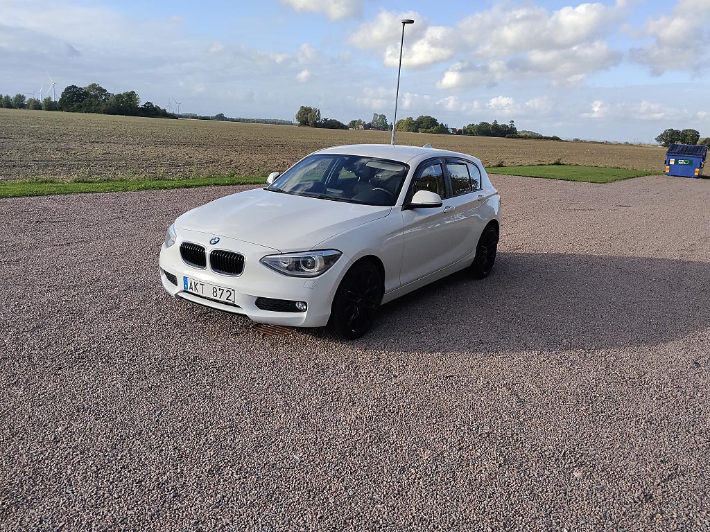 BMW 116i 5-dörrars, fullservad