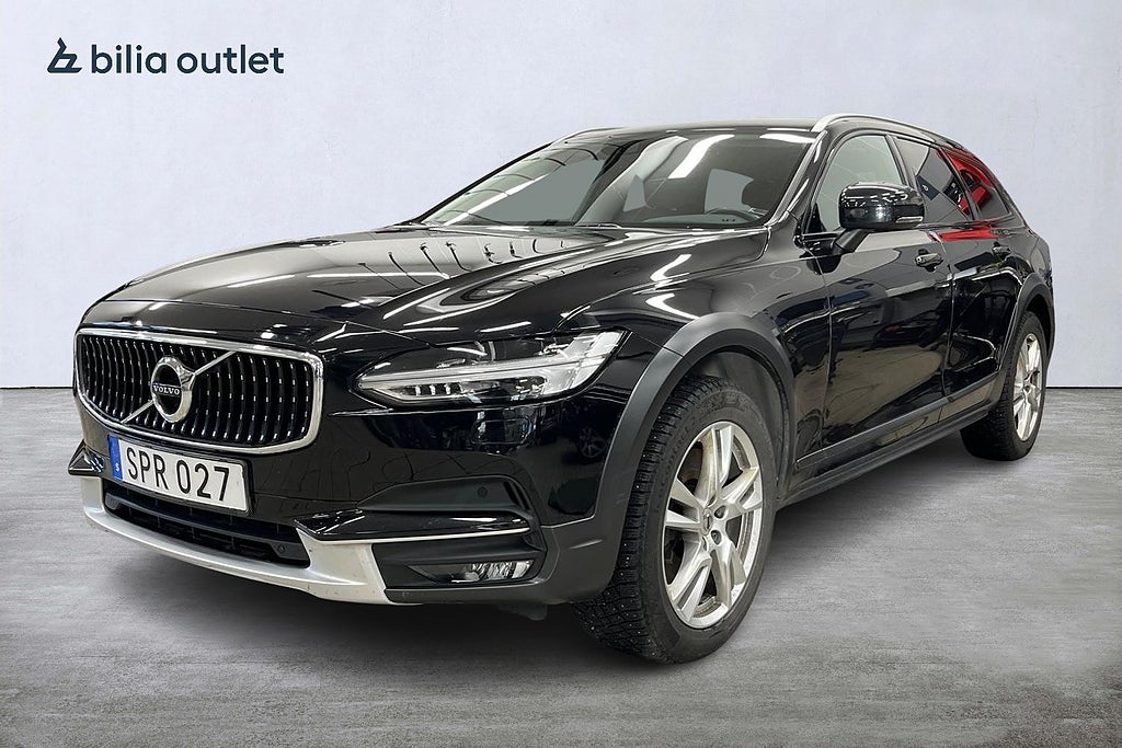 Volvo V90 Cross Country D4 AWD Momentum 190hk Värmare Keyless Carplay