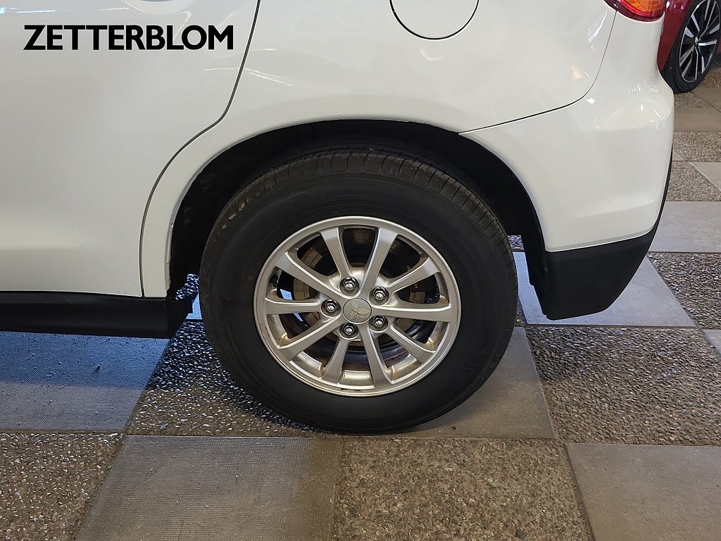 Kombi Mitsubishi ASX 12 av 12