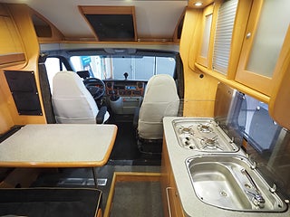 Husbil-halvintegrerad Dethleffs Globetrotter 13 av 28
