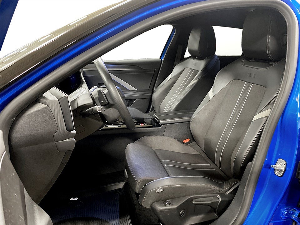 Bild på Opel Astra 5D GS 1.2 Turbo 130hk Aut CARPLAY B-KAMERA