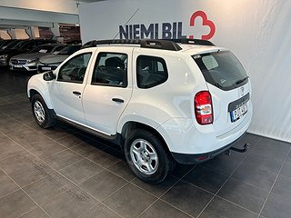Dacia Duster 1.6 SCe Värmare/SoV/Dragkrok/Extraljus/Sv-Såld