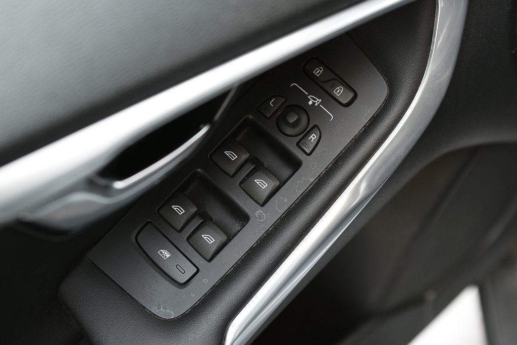 Volvo V40 T3 152hk R-Design Aut VOC 2019