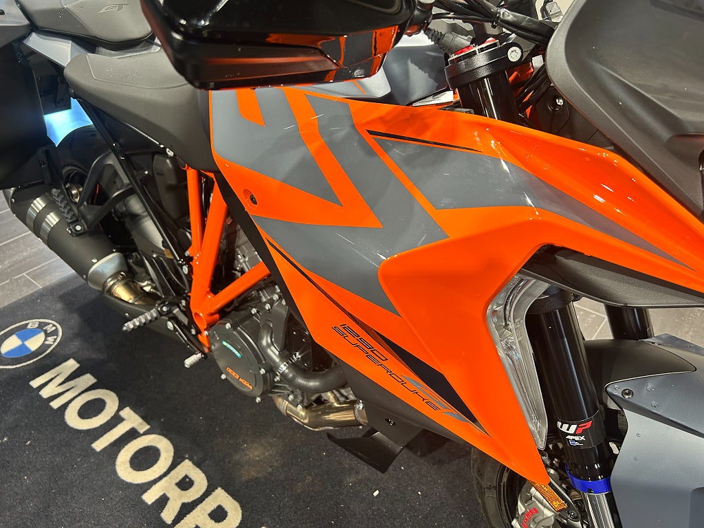 KTM 1290 SuperDuke GT /3,45%/Techpack/Sidosväksor/787 mil