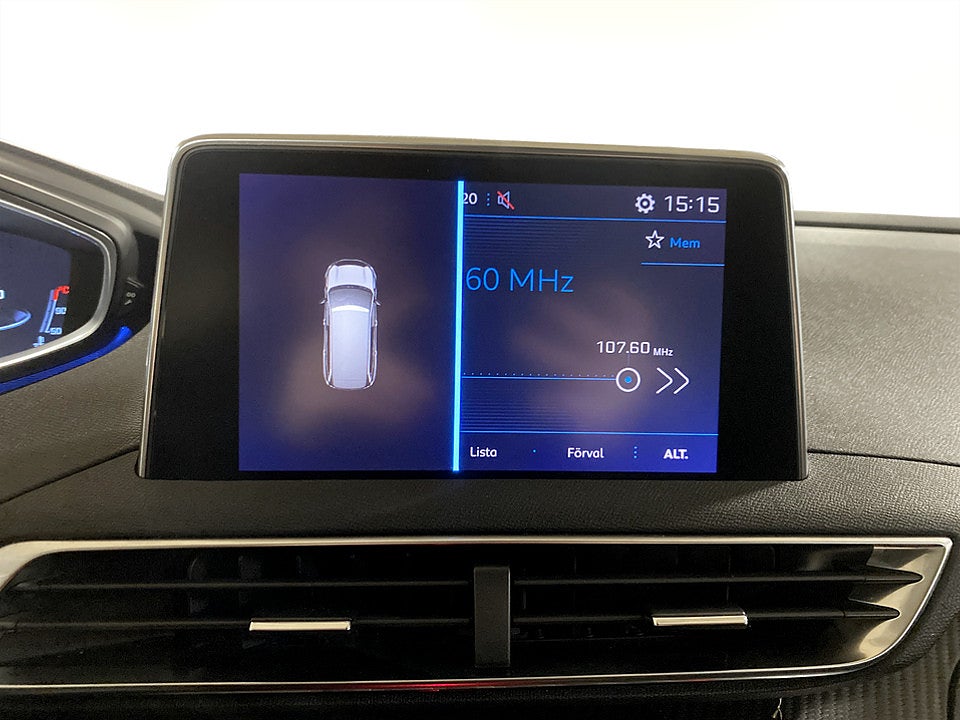 Bild på Peugeot 5008 Active 1.2 PT 130hk - 7-SITS, DRAG