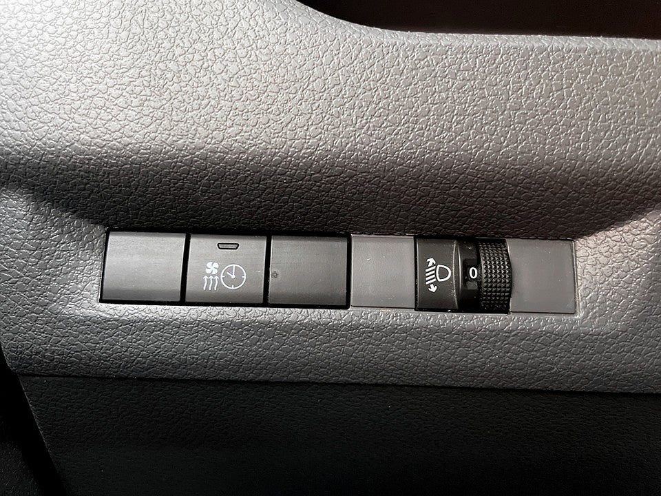 Bild på Peugeot Expert PRO+ 2.0 BHDi 180hk Aut L3 B-KAMERA DRAG