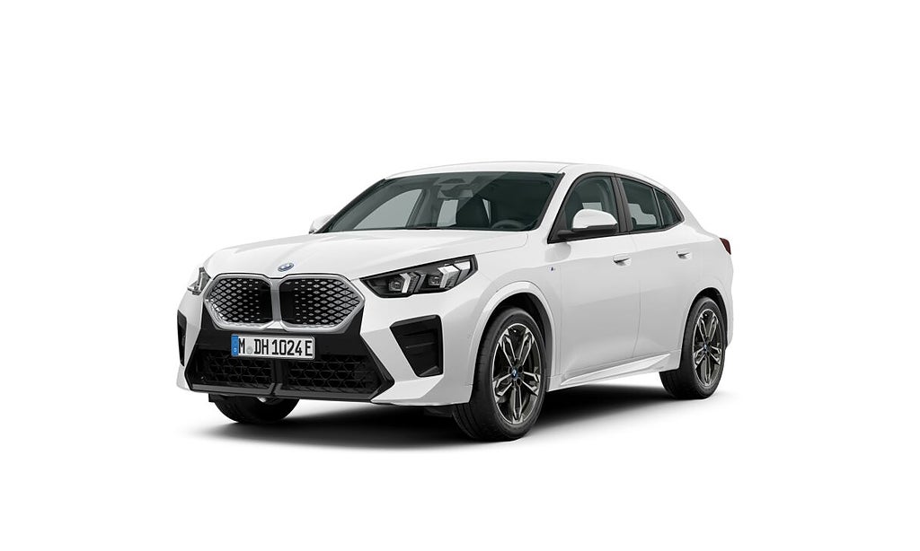 BMW iX2 eDrive20 M Sport Active Edition | Drag | Nav | 19" |