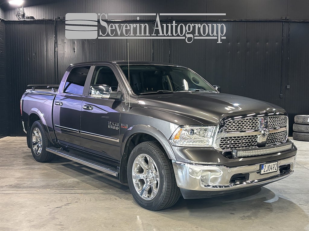 RAM 1500 Dubbelhytt 5.7 V8 HEMI 4x4 (395hk) LARAMIE