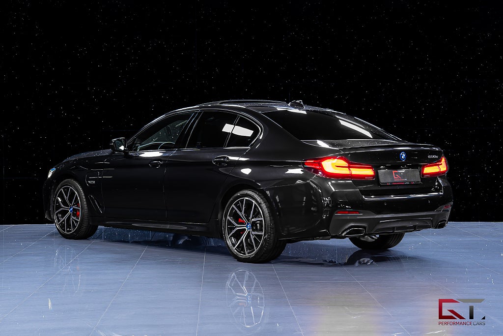 BMW 530e M-Sport Pro Taklucka H/K Drag Laser 4-zons Kamera Värm