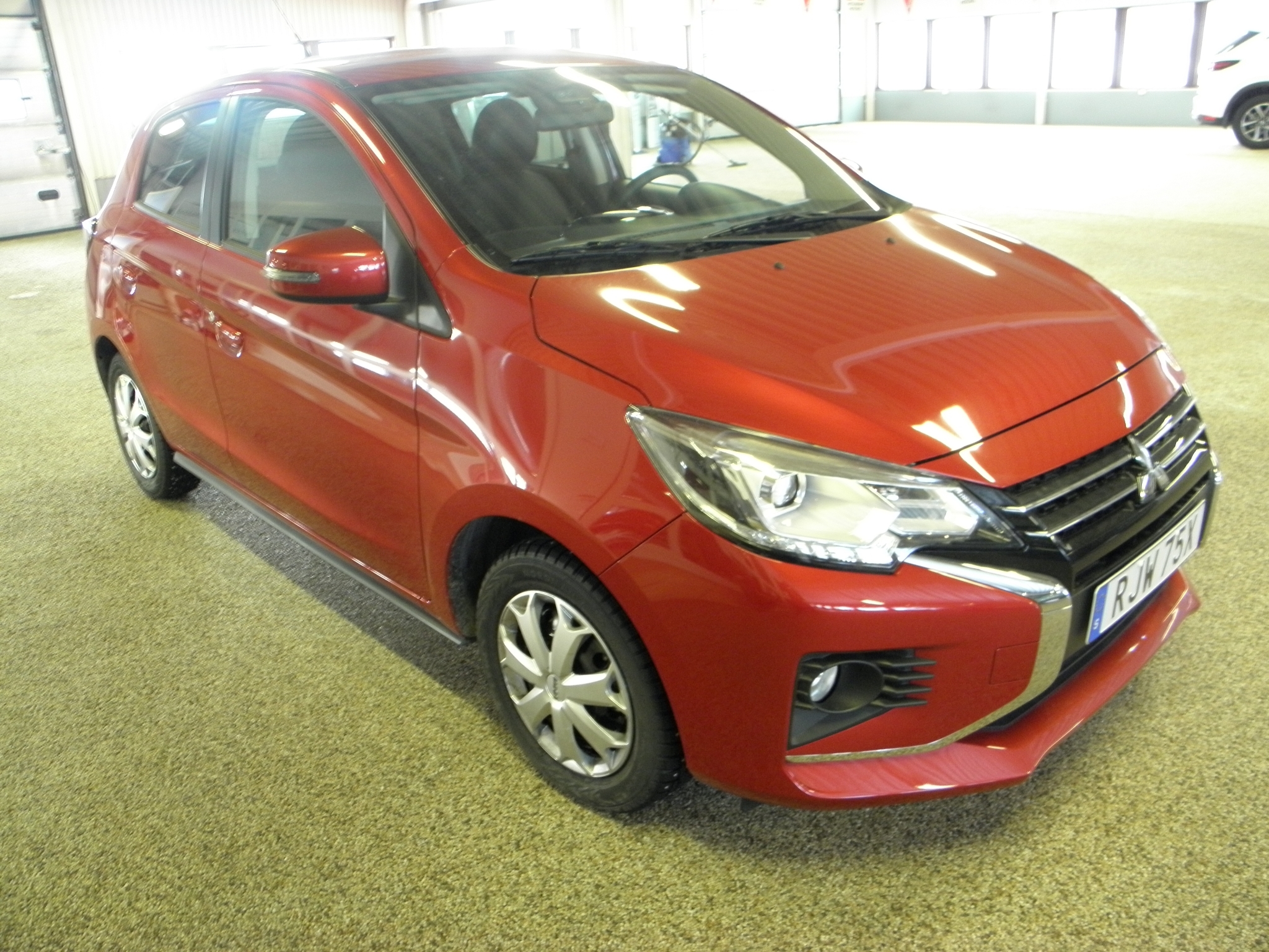 Mitsubishi Space Star 6 80hk Elegance 2020, bild 2/35