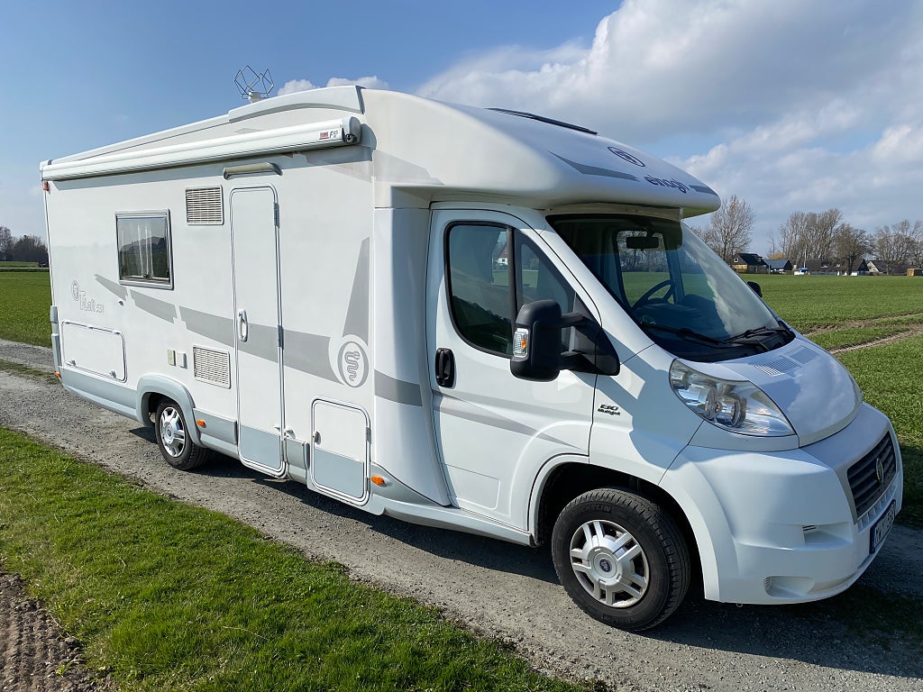 Elnagh T Loft 531 Långbäddar/ Toa bak/ Taksäng