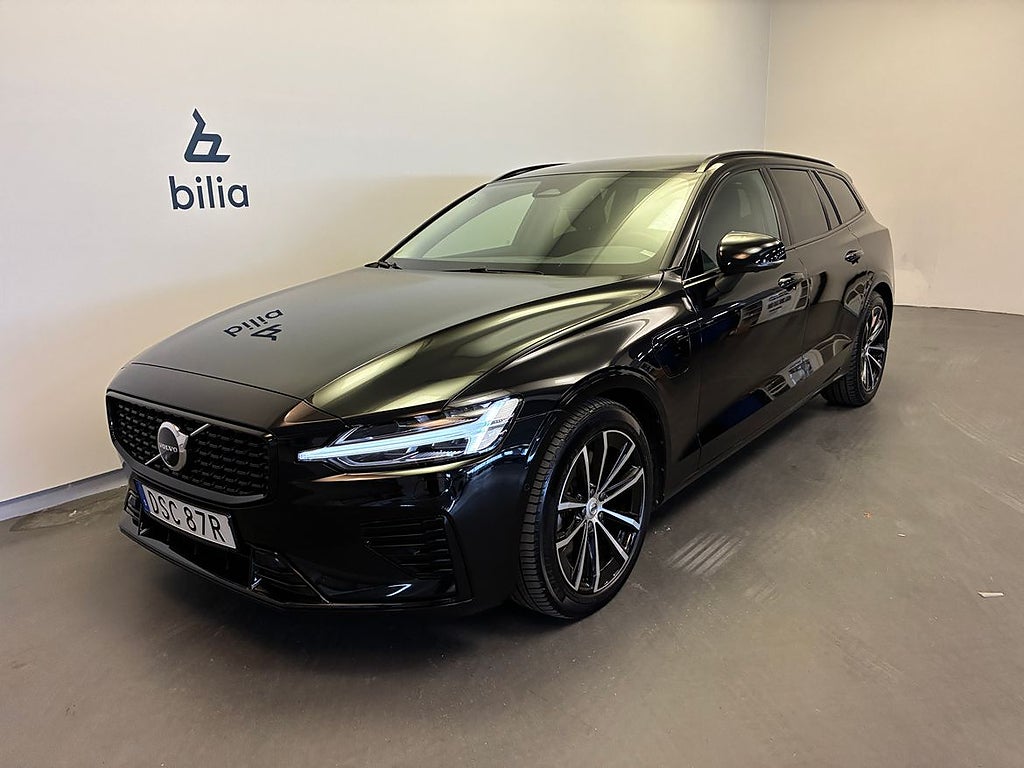 Volvo V60 T6 Plus Dark Edition / Keyless / 360 Kamera / B...