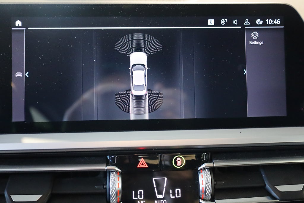 BMW 330e Sedan Steptronic Sport line H&K Navi Läder CarPlay 2020