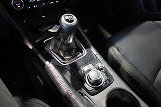 Halvkombi Mazda 3 17 av 21