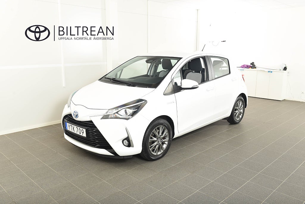 Toyota Yaris 1.5 Elhybrid Active Motorvärmare 101hk