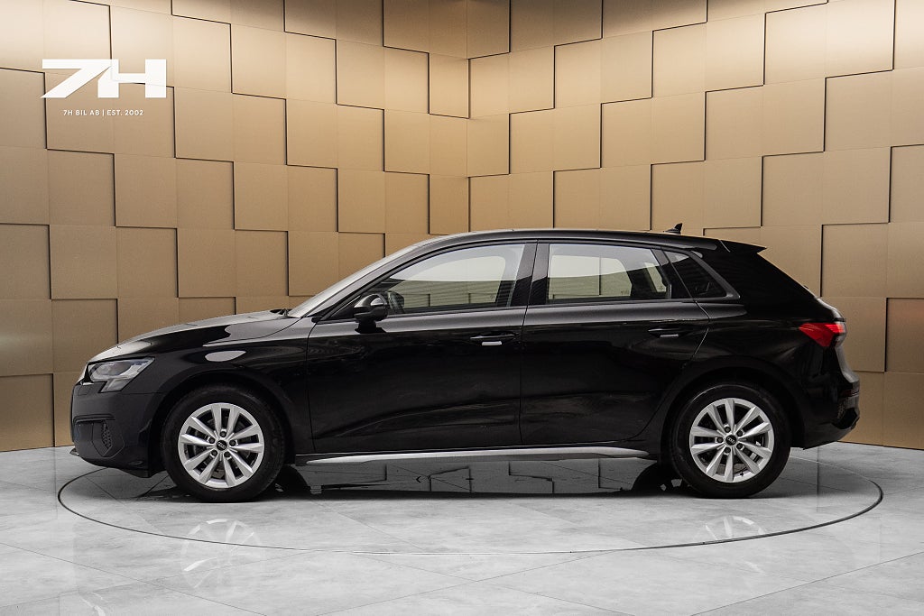 Audi A3 Sportback 35 TFSI / Cockpit Adaptiv-f / CarPlay / MOMS