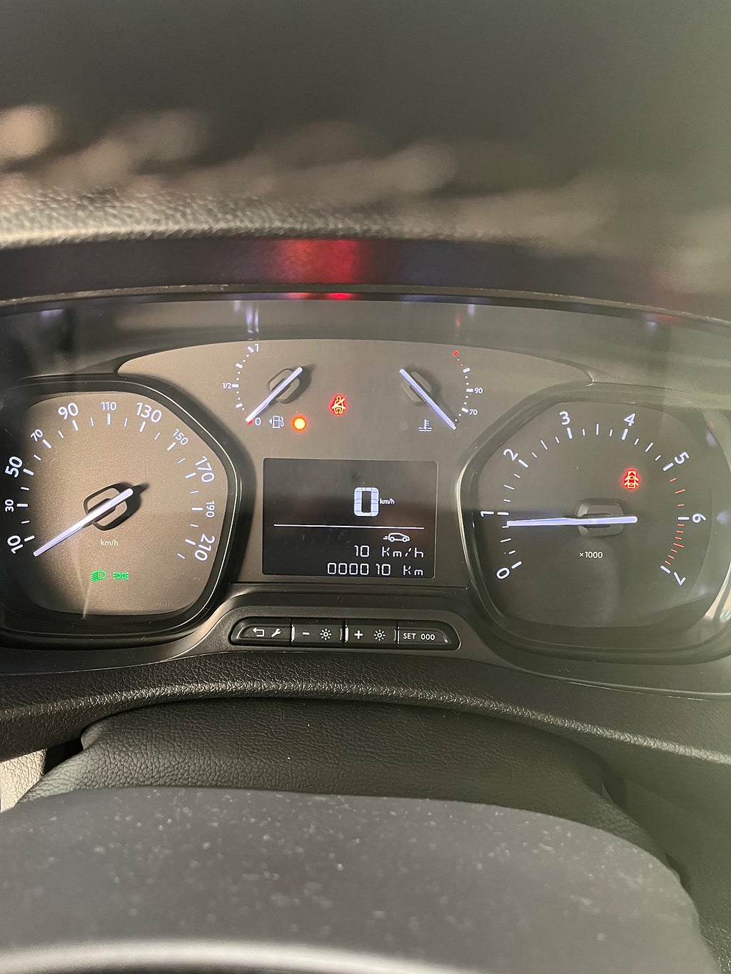 Peugeot Expert  Pro+ L2  145hk Drag, Dieselv Års skatt 5023:- thumbnail