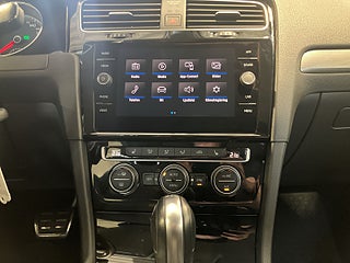 Volkswagen Golf 5-dörrar 1.0 TSI OPF Base Drag Kamera Psens S&V-hjul – bild 11