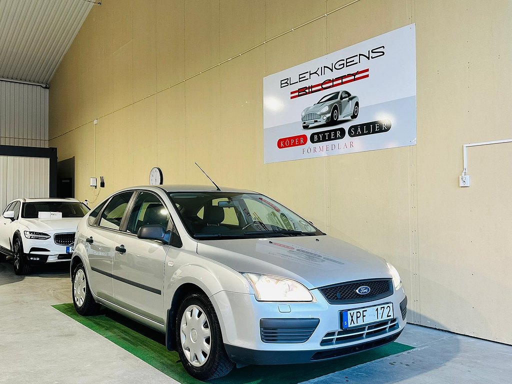 Ford Focus 5-dörrars 1.8 Flexifuel AC