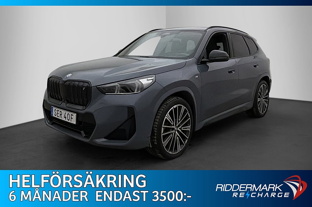 BMW iX1 xDrive30 306hk M Sport Pano H/K Head Up Dragkrok 360