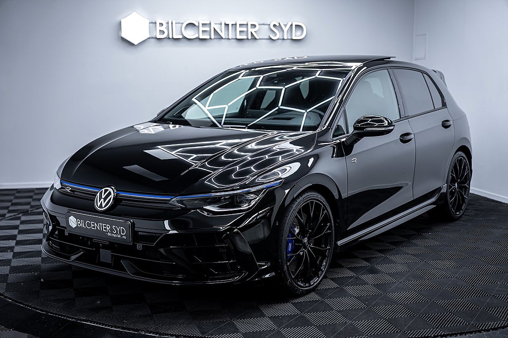 Volkswagen Golf R|4Motion DSG|Akrapovi?|360°|Pano|HuD|333hk