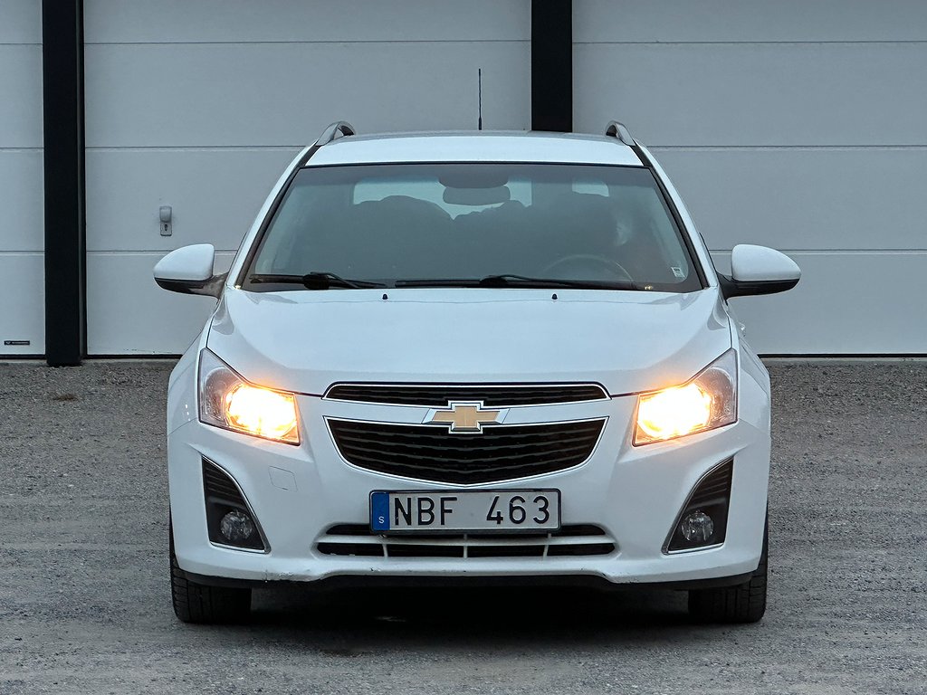 Chevrolet Cruze 1.6 Euro 5 En ägare Nybesiktigad Nyservad 