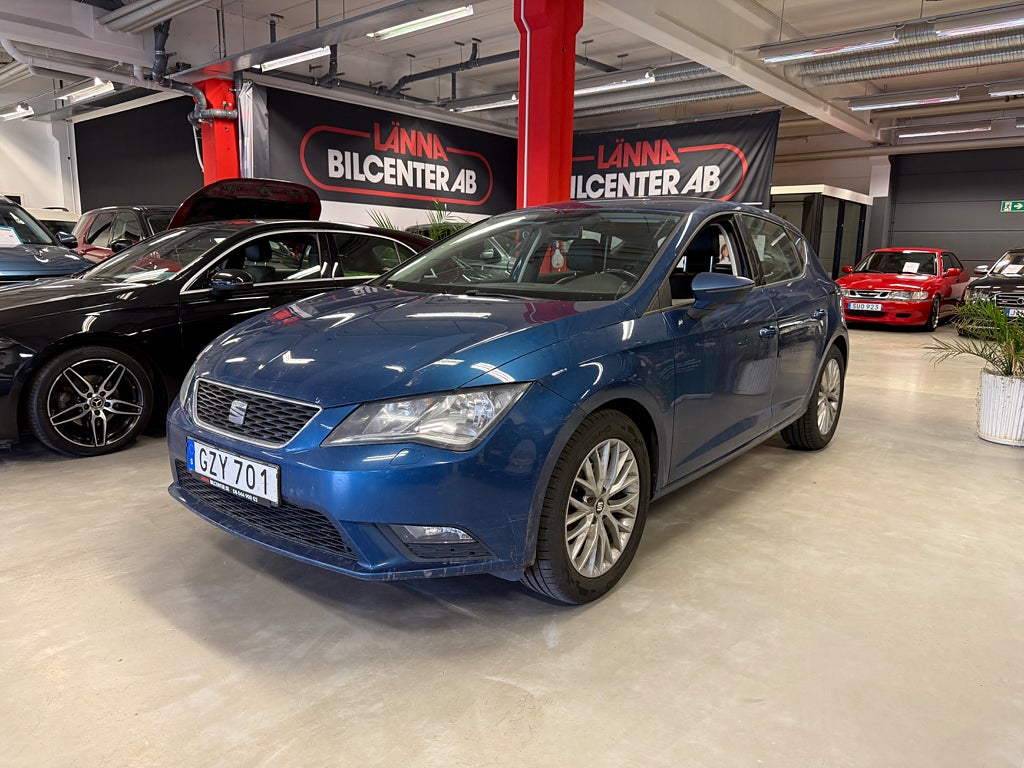 Seat Leon 1.2 TSI 2ägare PDC Alcantara Ny besiktad Euro 6