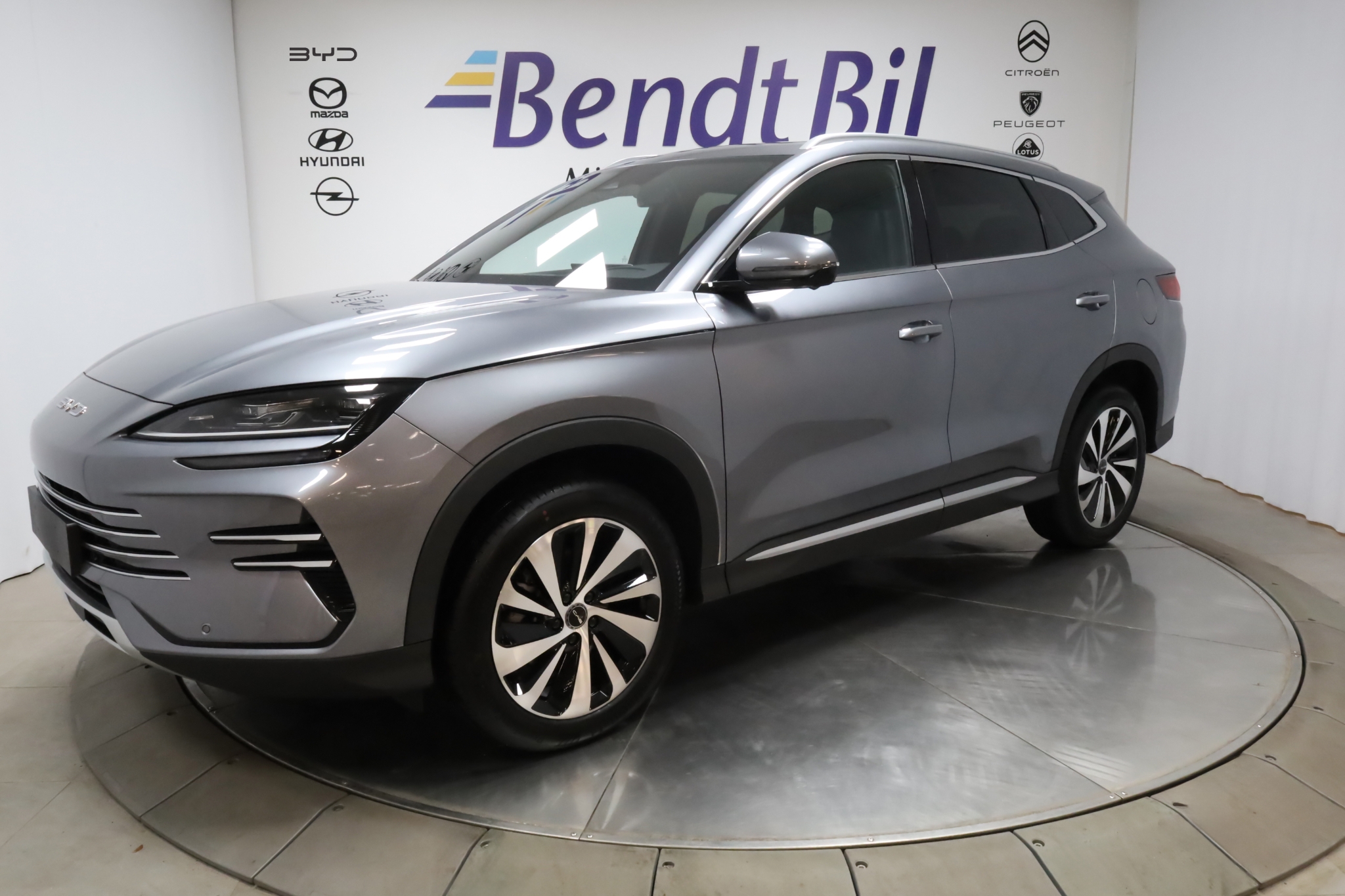 BYD Seal U DM-i 2026, bild 4/10