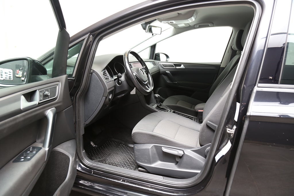 Volkswagen Golf Sportsvan 1,5 TSI 150hk GT DSG P-sensorer Dragkrok 2020