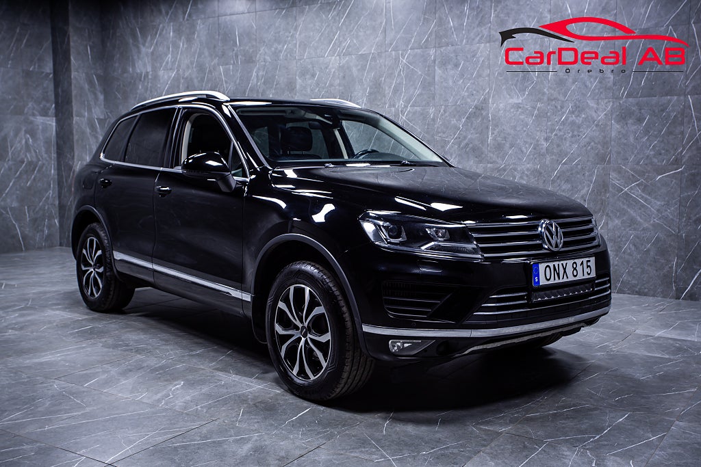 Volkswagen Touareg 3.0 V6 TDI 4M TipTronic LED-ramp Värmare Skinn Kamera