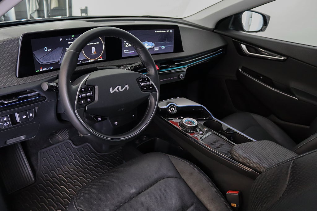 Kia EV6 77.4 kWh AWD PLUS-pkt 360° Navi (MOMS)