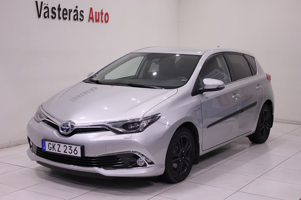 Toyota Auris Hybrid e-CVT Automat Executive 136hk Euro 6