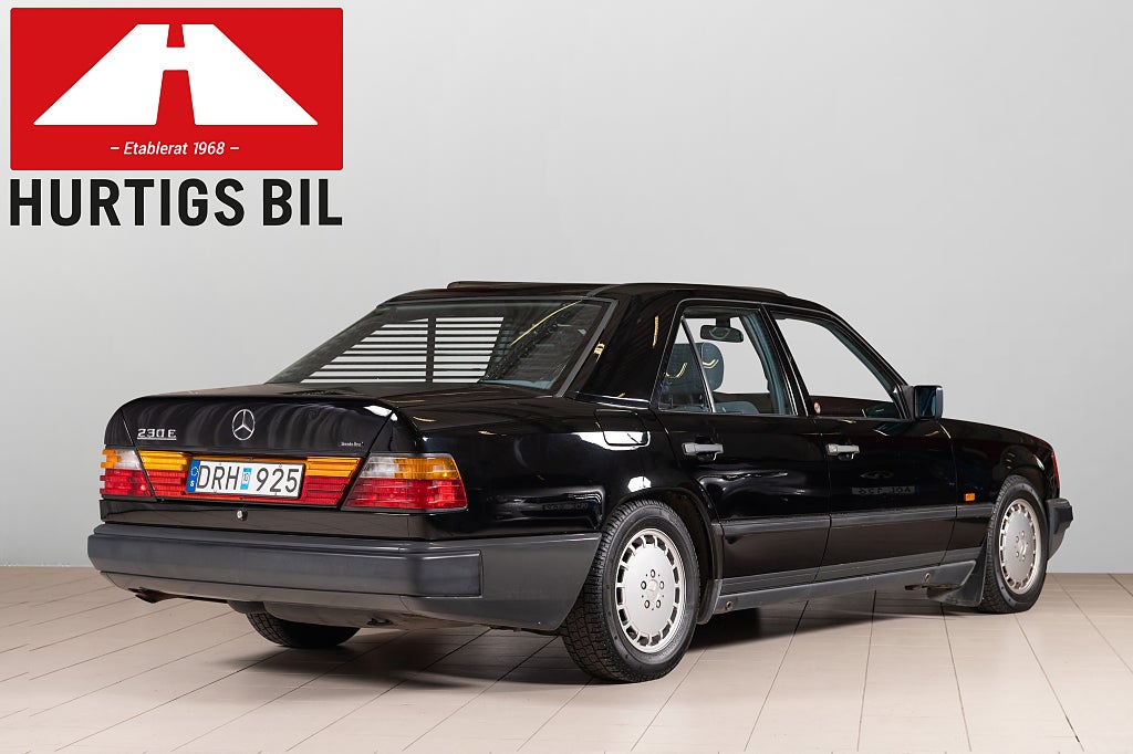 Mercedes-Benz 230 1989 - miniatyr 2