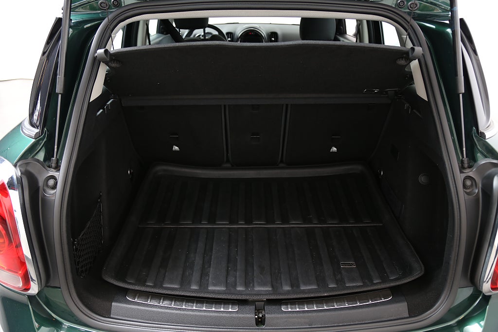 MINI Countryman Cooper SE ALL4 Salt II Aut Plug-In H/K Navi Kamera 2019