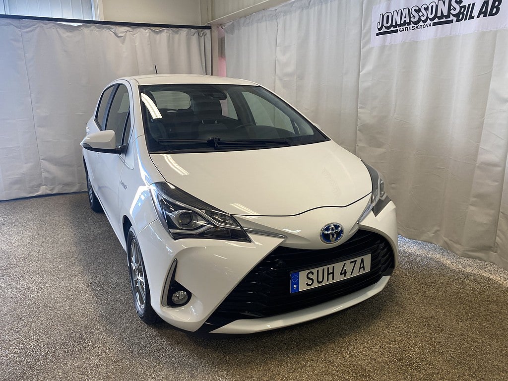 Toyota Yaris Hybrid e-CVT, Aut 101hk,