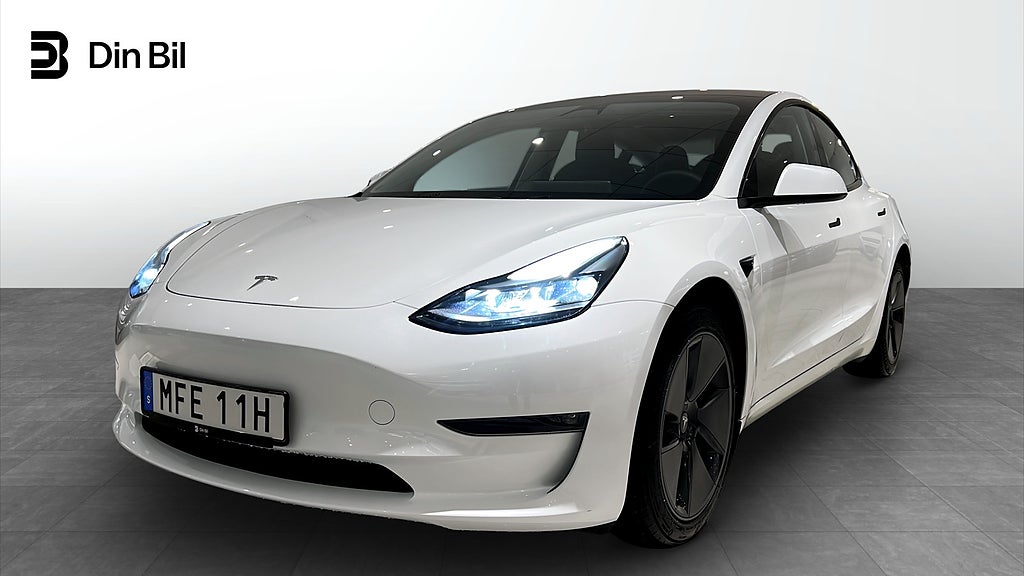 Tesla Model 3 Long Range 498Hk AWD Panorama/Autopilot/Läder