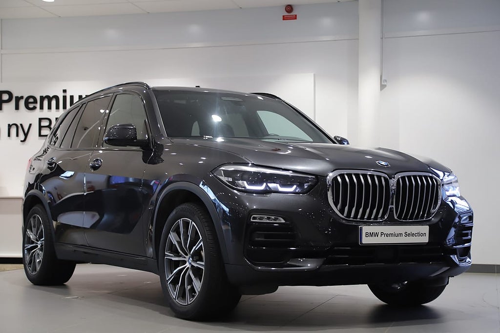 BMW X5 xDrive30d / Komfortstolar / Panorama / 5 brukare 