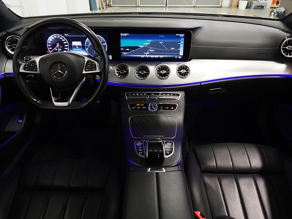 Mercedes-Benz E 200 4MATIC Coupé Aut AMG Burmester Pano Widescreen Navi 2018