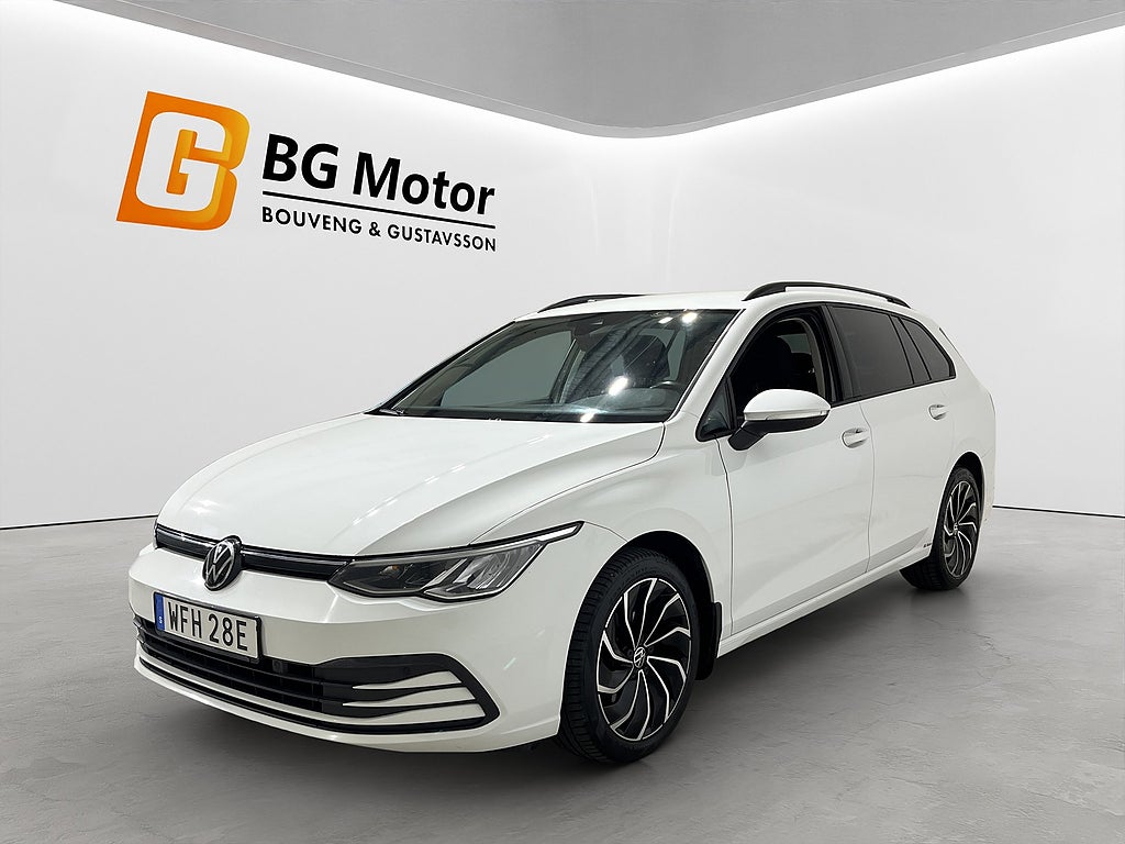 Volkswagen Golf 1.5e TSI Aut Backkamera/Navigation/Ambient