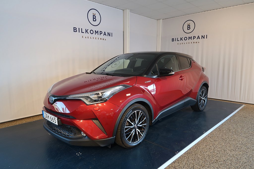 Toyota C-HR 122hk Hybrid Backkamera JBL Rattvärme