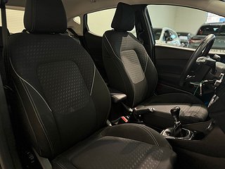 Ford Fiesta 5-dörrar 1.0 Psens Bluetooth Rattvärme S/V-hjul