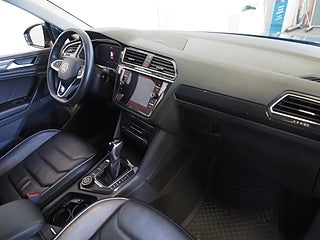 SUV Volkswagen Tiguan 11 av 25