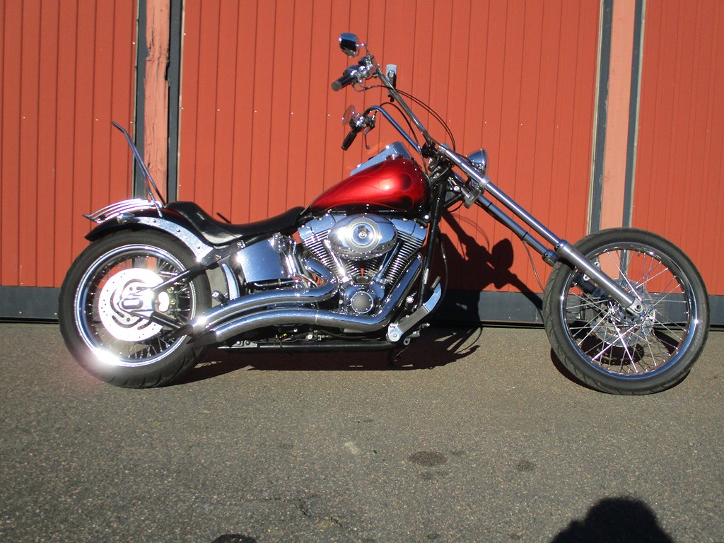 Harley-Davidson FXSTC Softail custom chopper 