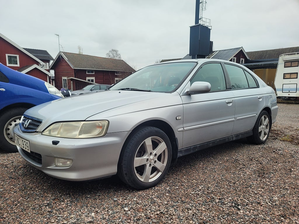 Honda Accord 2.3 Halvkombi Drag Tacklucka Euro 3