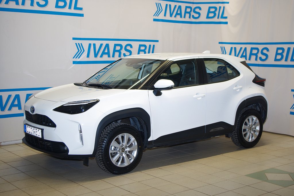 Toyota Yaris Cross Hybrid AWD-i e-CVT Active 116 hk