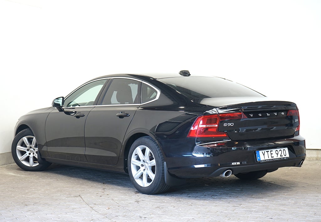 Volvo S90 D4 Automat Momentum Navigation