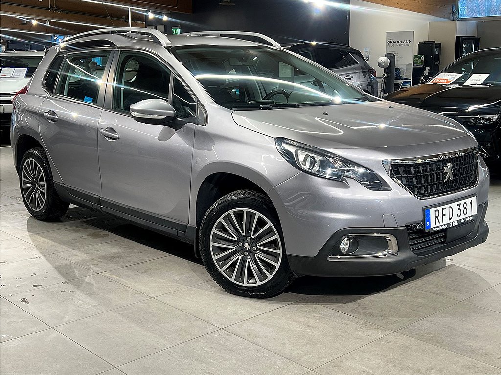 Peugeot 2008 Active 1.2 PureTech 110hk Aut - DRAG, MOTORVÄRMARE, PDC