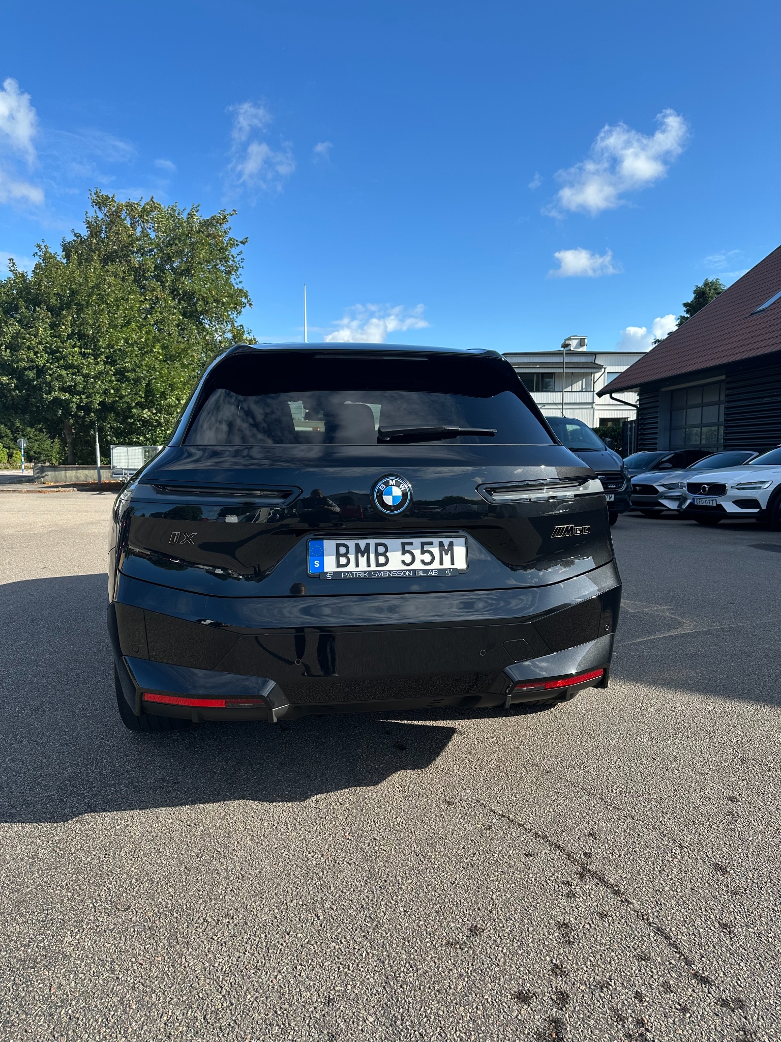 BMW iX M60 Comfort 2023, kuva 3/10